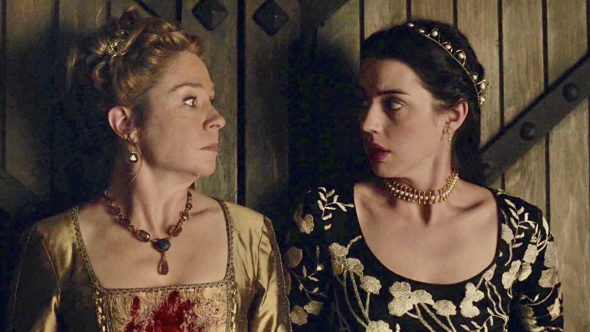 ReignedUsIn's tweet photo. OTD in 2015, #Reign Episode 3x07 “Hound and the Hare” aired. #matherine #shenanigans #affairs #problemsolving #maryqueenofscots #catherinedemedici https://t.co/mcM0OTQydW