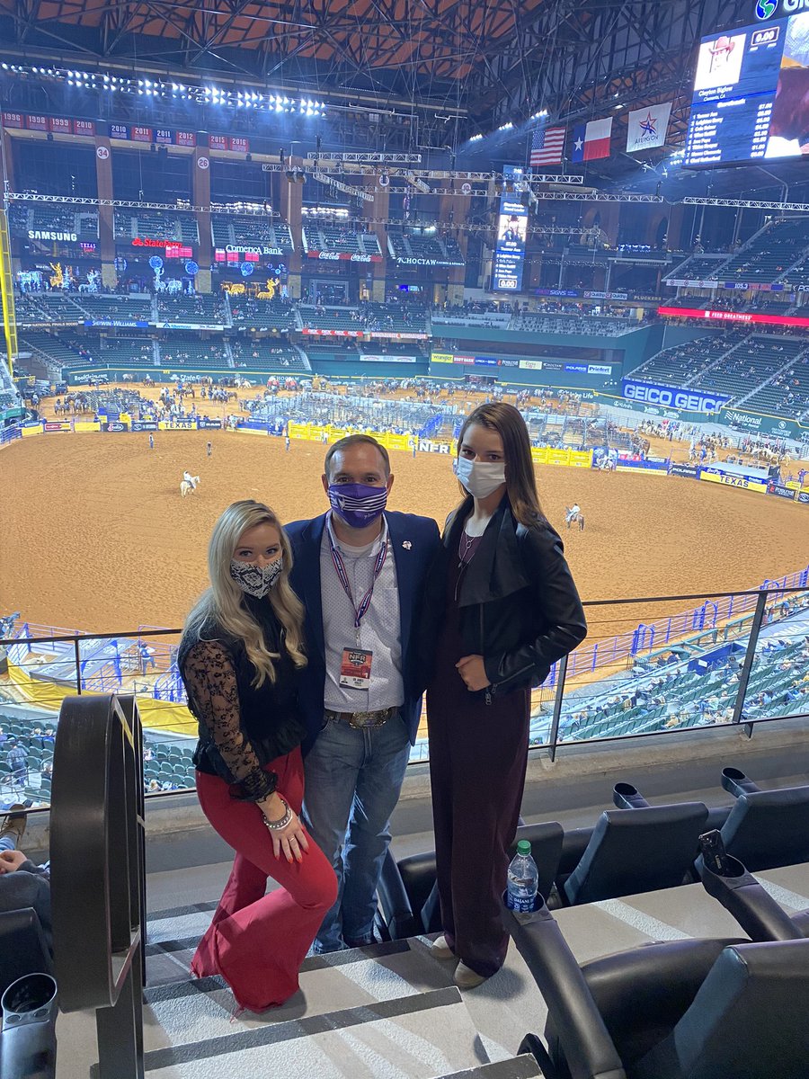 TarletonPrez's tweet photo. Thankful for our @TSURodeoTeam student ambassadors for tonight’s NFR @shayleejameson @lwinchell16 💜🐃🐴 https://t.co/rT4JNV0WeF
