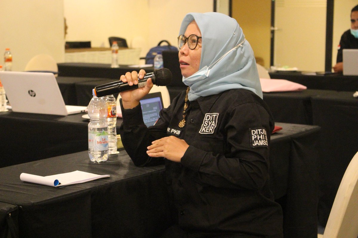 Persyaratan Kerja tweet media