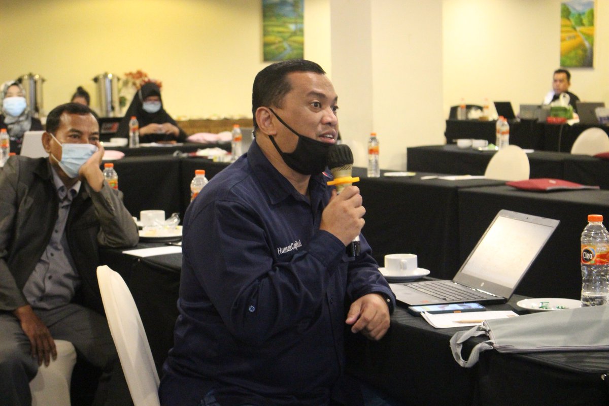 Persyaratan Kerja tweet media