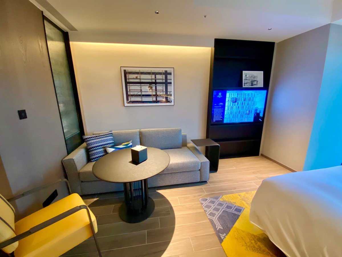 TripPlusTravel's tweet photo. So excited to stay at brand new Hotel Resonance Taipei @TapestryHilton @HiltonHotels in Taipei! This corner guest room is amazing! #hotelresonancetaipei #tapestrycollection #hilton #taipei #taiwan #staycation #tripplus https://t.co/8cxB2Q8JjR