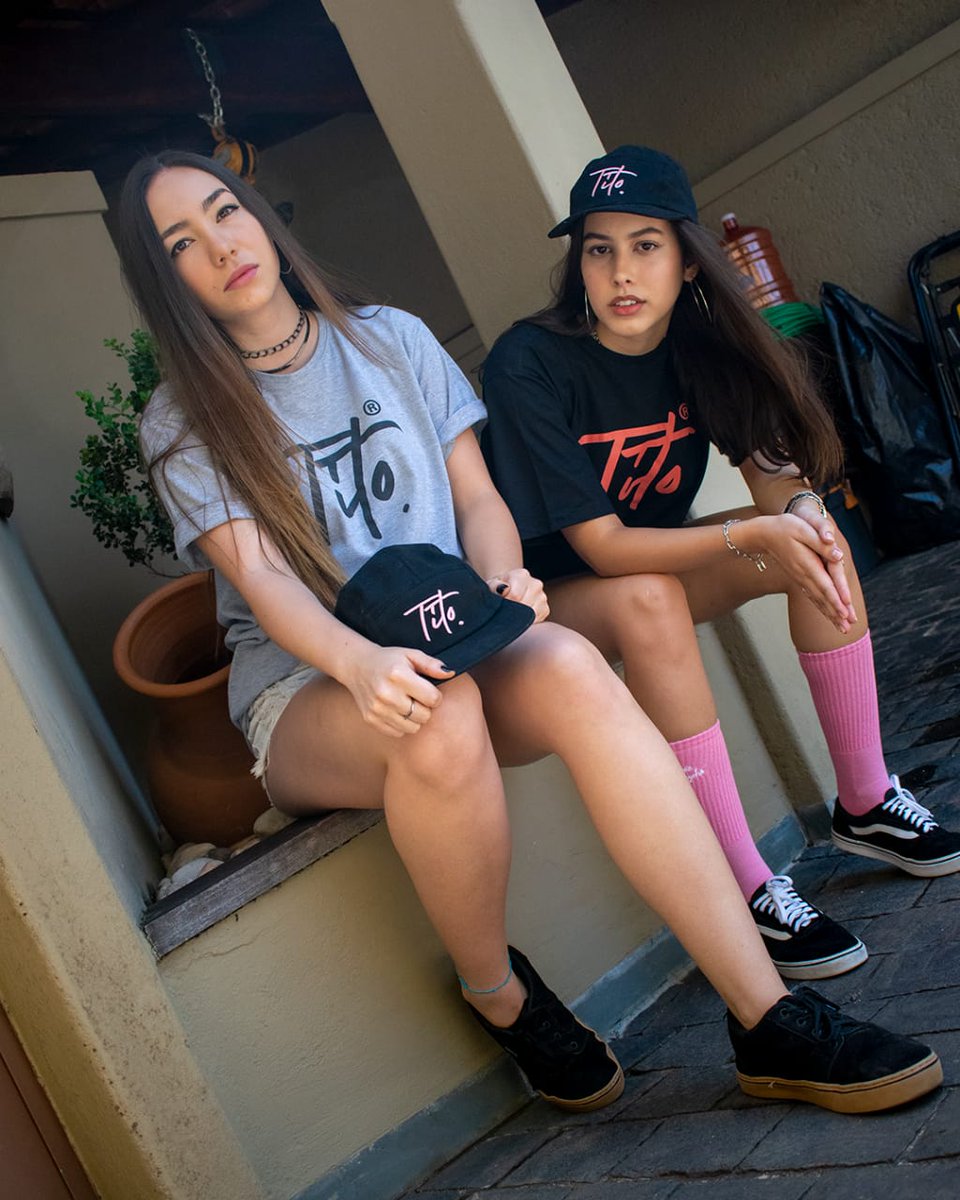 titocompany's tweet photo. Salve galera, passando aqui pra avisar que a promoção do mês de novembro tá acabando e estão sobrando pouquíssimas peças da coleção BASICS.
Todas as camisetas estão saindo por R$40 e com modelos em babylook pras mina.
https://t.co/qugJp6xb3F https://t.co/rwCEuEkQuK