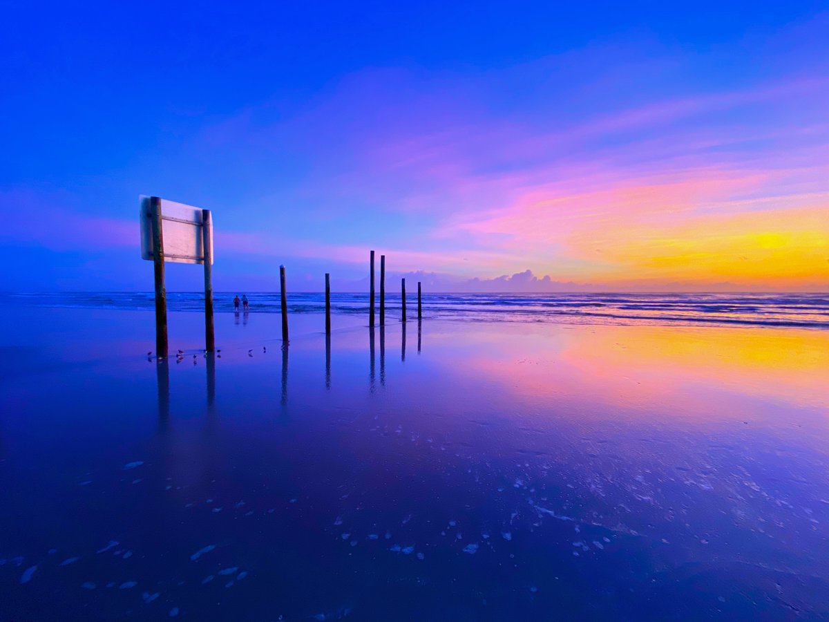 🎄Looking for the perfect #Christmas gift in #NewSmyrnaBeach #Florida? One of these #homes should be on your list!

🎅🏼Come #Home to #NSB
🛑 Click 👇🏻 Here  🛑
bit.ly/JustListedNSB

#MoveToNSB #MoveToFlorida #BeachHouse #REALTOR #LoveWhereYouLive #Ocean #Beach #CoastalLiving