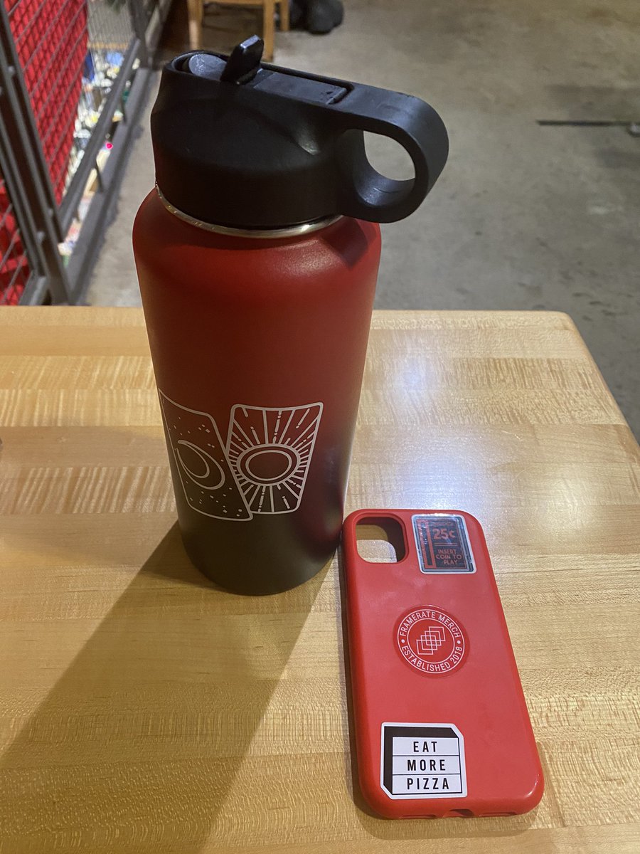 (November)This is my new favorite water bottle and it matches my phone case!