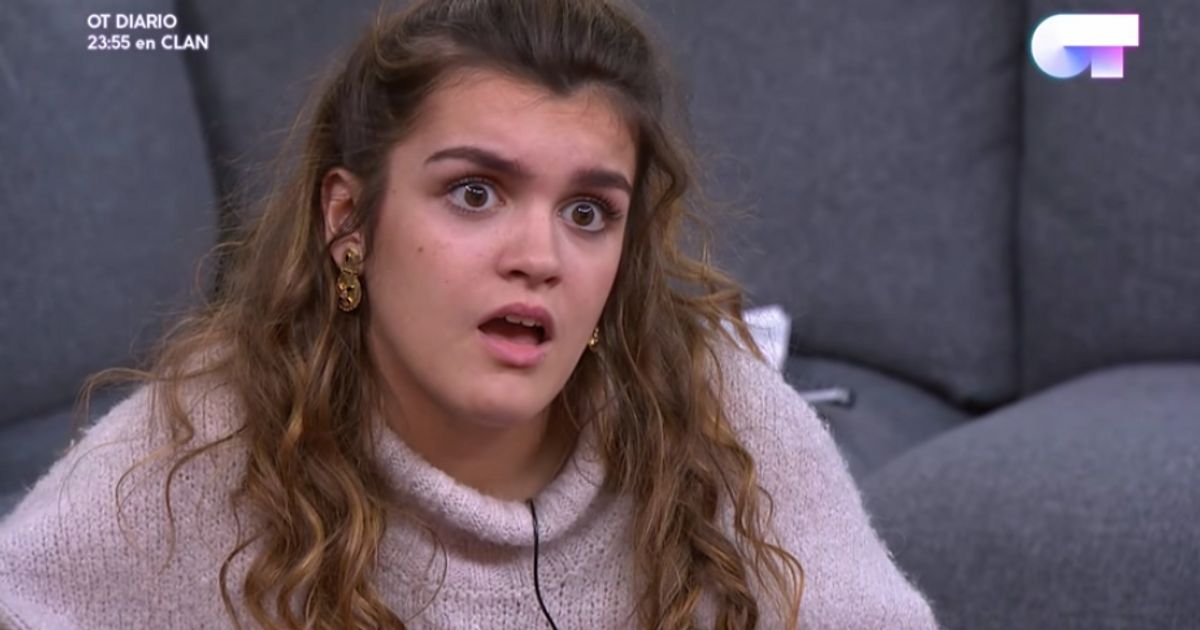 itsnataliadq's tweet photo. Mi cara escuchando esta versión de Malamente, estoy entre el miedo y el shock #LaVozGranFinal https://t.co/an66CWfihN
