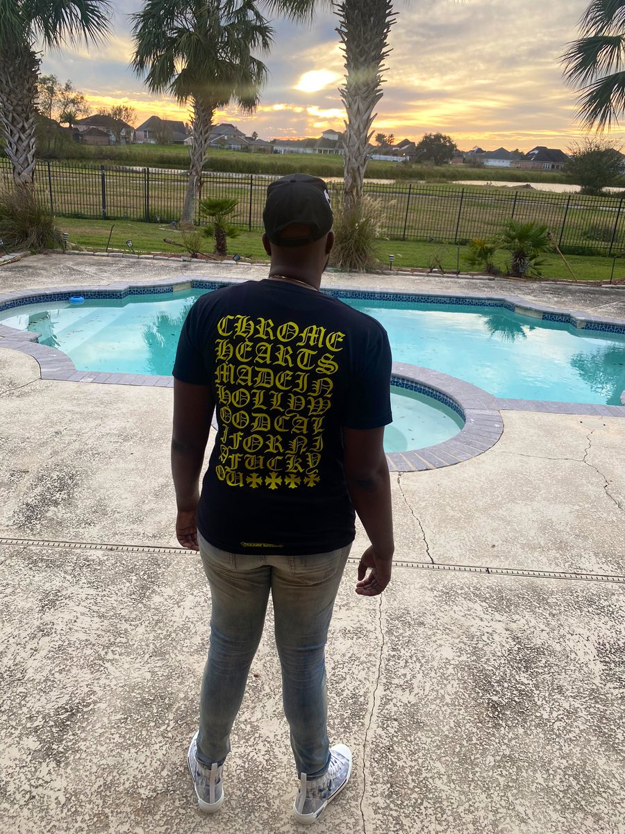 TheRealTlove_'s tweet photo. I sport fly shit I should win the ESPY! ๐ฅณ๐ฅณ #RestBitty #KobeYear ๐ 24years in https://t.co/jBPmXQWUSr