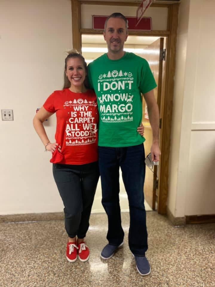 sdoran32's tweet photo. βHey Griswold, where do you think youβre going to put a tree that big?β #ToddandMargo https://t.co/RfIxGZuhEa