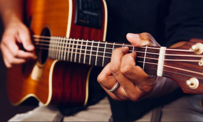 BullAndBourbon's tweet photo. Nothing says "It's Friday" like a great steak, glass of bourbon and live music. For reservations, click the link in our bio. Space is limited and safety precautions are in place. #bullandbourbon #livemusic #fridays #sycuancasinoresort https://t.co/VNpTiHp8B3