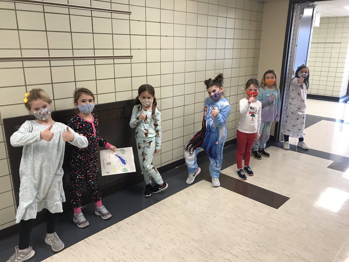 CMacius's tweet photo. PAJAMA DAY!!! https://t.co/GRGADfypcL