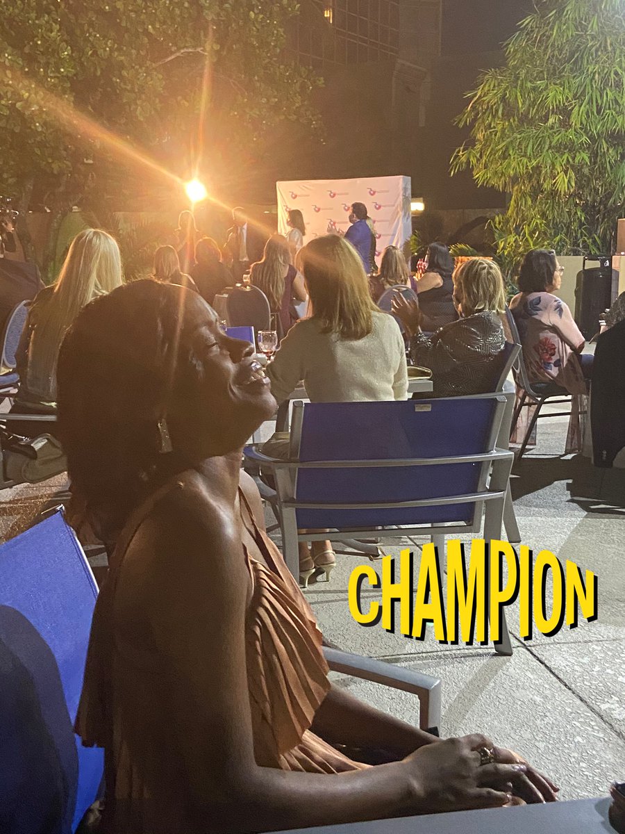 bccespedes's tweet photo. Shout out to Linda Johnson🎉 tonight we honor YOUR faithfulness &amp; love for ALL students #NextGeneration #womenempowerment @CTEMiami @aoht_mbsh @MiamiBeachSr @mdcps #thegreatnorth @mariatrod664 https://t.co/sOMYpDX9Rl