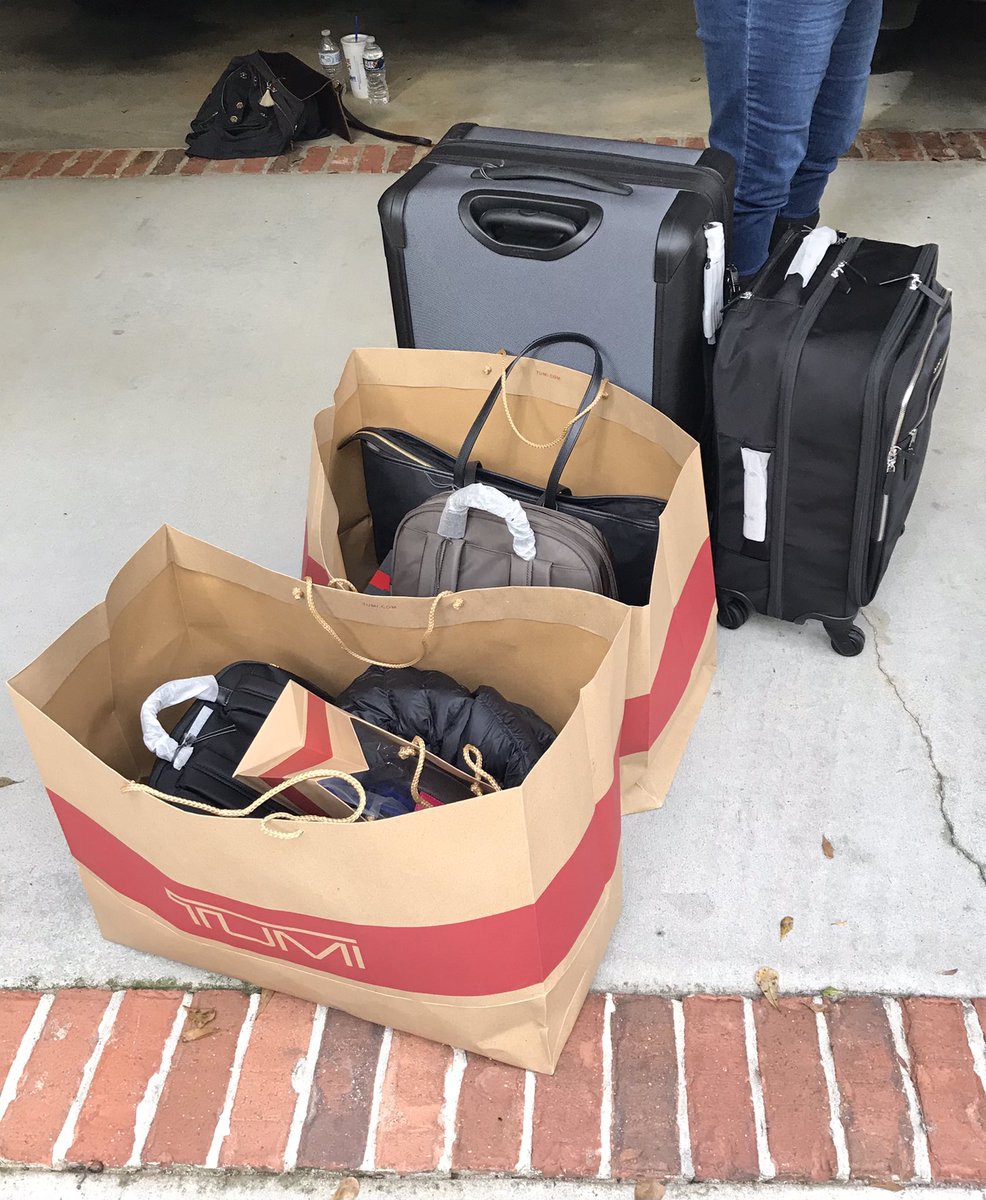 CaseyPash's tweet image. Great day with @alicezta at the @tumitravel warehouse sale today in @vidalia, GA! Thanks Taylor, Sandra, John, and Wendy! Great staff and great service!