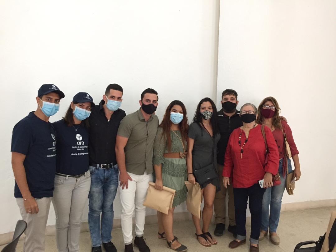 <a href="/quimicacujae/">Facultad de Ingeniería Química</a> estuvo presente en el acto de reconocimiento a investigadores destacados y Sellos Forjadores del Futuro. 

La <a href="/JovenCiencia/">BTJCuba</a> 👩‍🔬👨🏿‍🔬se fortalece y se demuestra el compromiso de nuestros egresados con Cuba.

<a href="/acosta_diosvany/">Diosvany Acosta</a> <a href="/UJCdeCuba/">UJC de Cuba</a> <a href="/DanhizDP/">Danhiz Díaz Pereira</a> <a href="/JeillerB/">Jeiller Carmona Brito</a> <a href="/anamarianpp/">Ana Mari Machado</a>