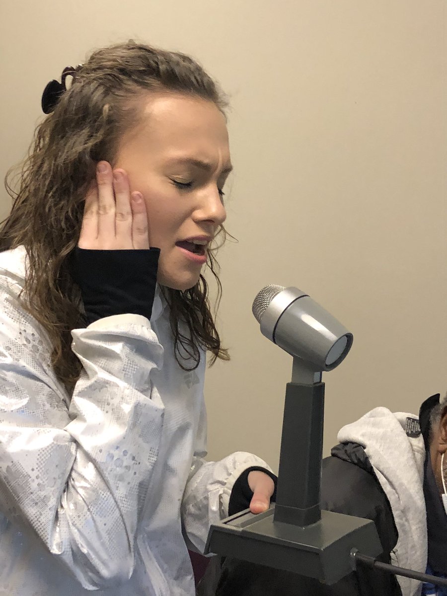 SCHSL's tweet photo. 🤩 #NationalAnthem 🇺🇸 Veronique Chayer @dutchforkhigh @dfhsfootball https://t.co/40QcSHWMi2