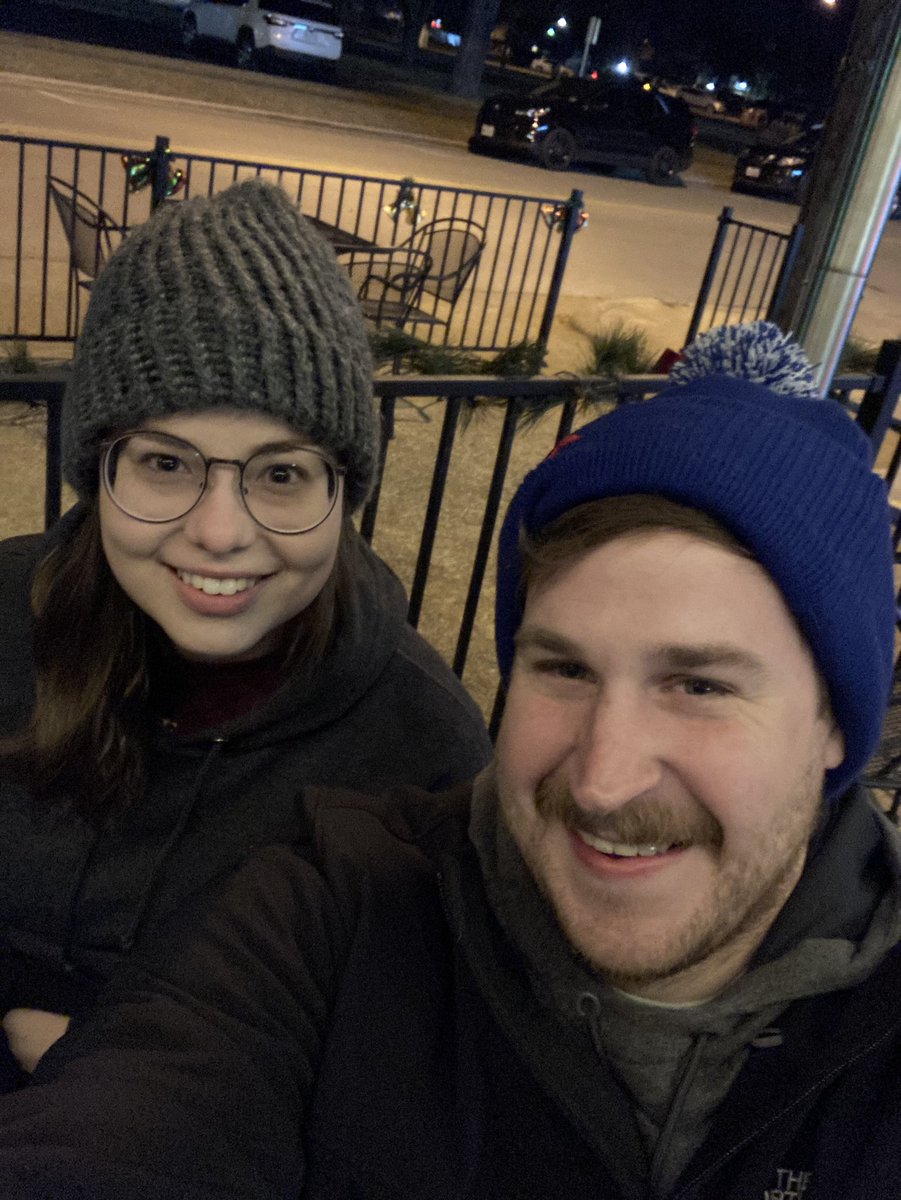 superdsloth's tweet photo. Date night with my boo thang! https://t.co/HUWxuRuM5C