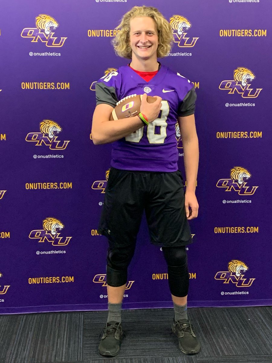 Had a great visit at Olivet Nazarene University! Thanks so much coaches for and awesome visit, and for showing me what ONU football is all about. #GODandFAMILY @youngbloodgreg @CoachLeCroix @CoachRenfroe @Justin23Wallace @ONAZFootball @CoachHehman