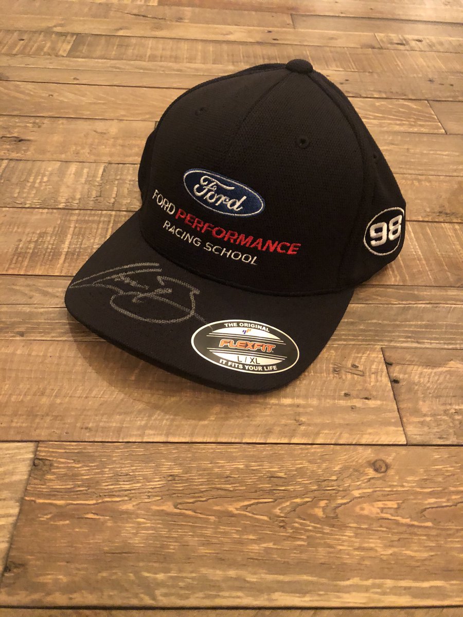 chasebriscoe's tweet photo. Sorry about how late I’m posting this one, but another signed @FPRacingSchool hat! Retweet and follow! https://t.co/uukIW4Feqp