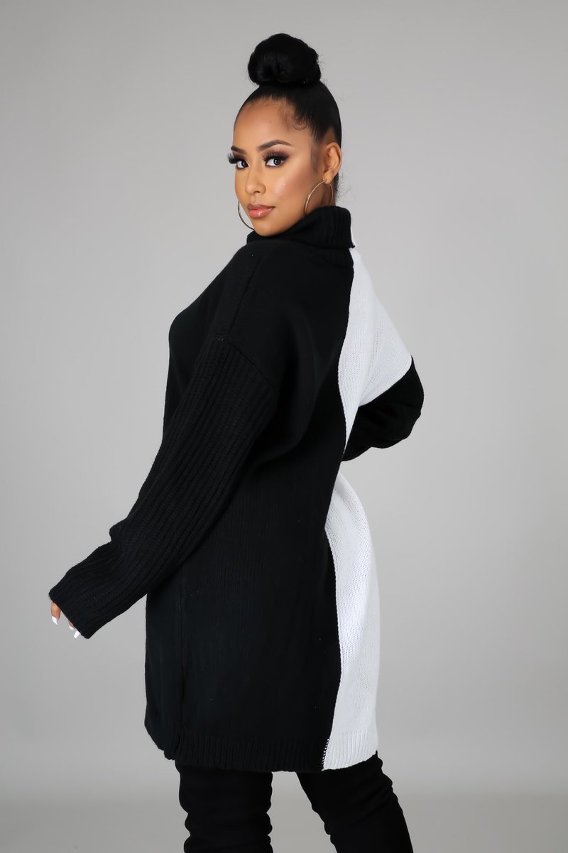 TraciaTouch's tweet photo. https://t.co/VTaZ22kxkp A TOUCH OF BLACK AND WHITE. Now Available 
#TraciaTouch #shopnow #newarrivals 
#blackandwhite https://t.co/za5s79qUfc