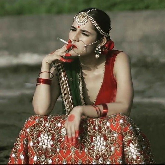 _Rakshanda_'s tweet photo. जी भर के बदनाम हो गए
हक अदा हो गया जवानी का😝😝🤣🤣
#NewProfilePicj https://t.co/6N0JY6YvhX