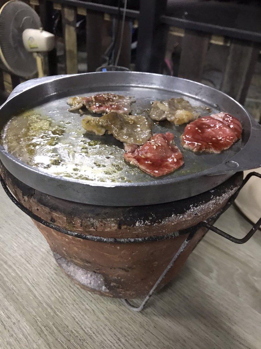 Tan_blogger's tweet photo. Beef grill with butter #butter #buffet #americafood #food #dinner #lubch ##beef #grill #review #รีวิว #อร่อย #อร่อยไปแดก #อร่อยบอกต่อ #อร่อยจนต้องรีวิว #อร่อยไม่ต้องพูดเยอะ #yum https://t.co/60OxK2K56f