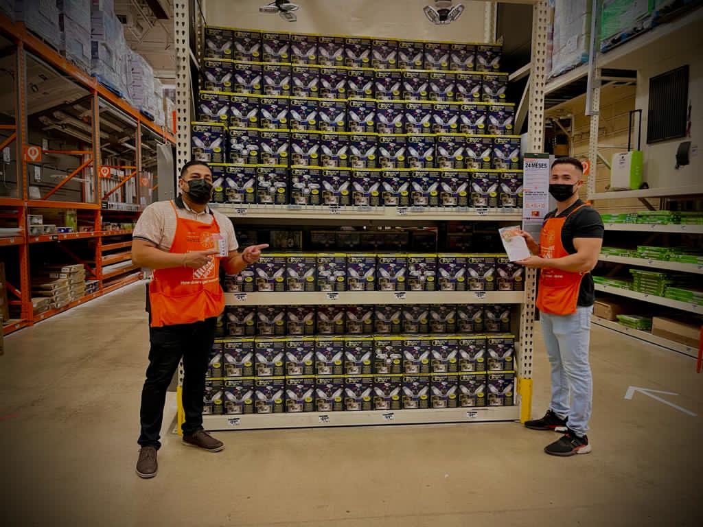 GermanMart01's tweet photo. Reconociendo a nuestro compañero gracias por tu gran trabajo y dedicación demostrando un gran sentido para que nuestros clientes tengan su mercancía lista en sus bahías éxito https://t.co/ofEdXgOfoK