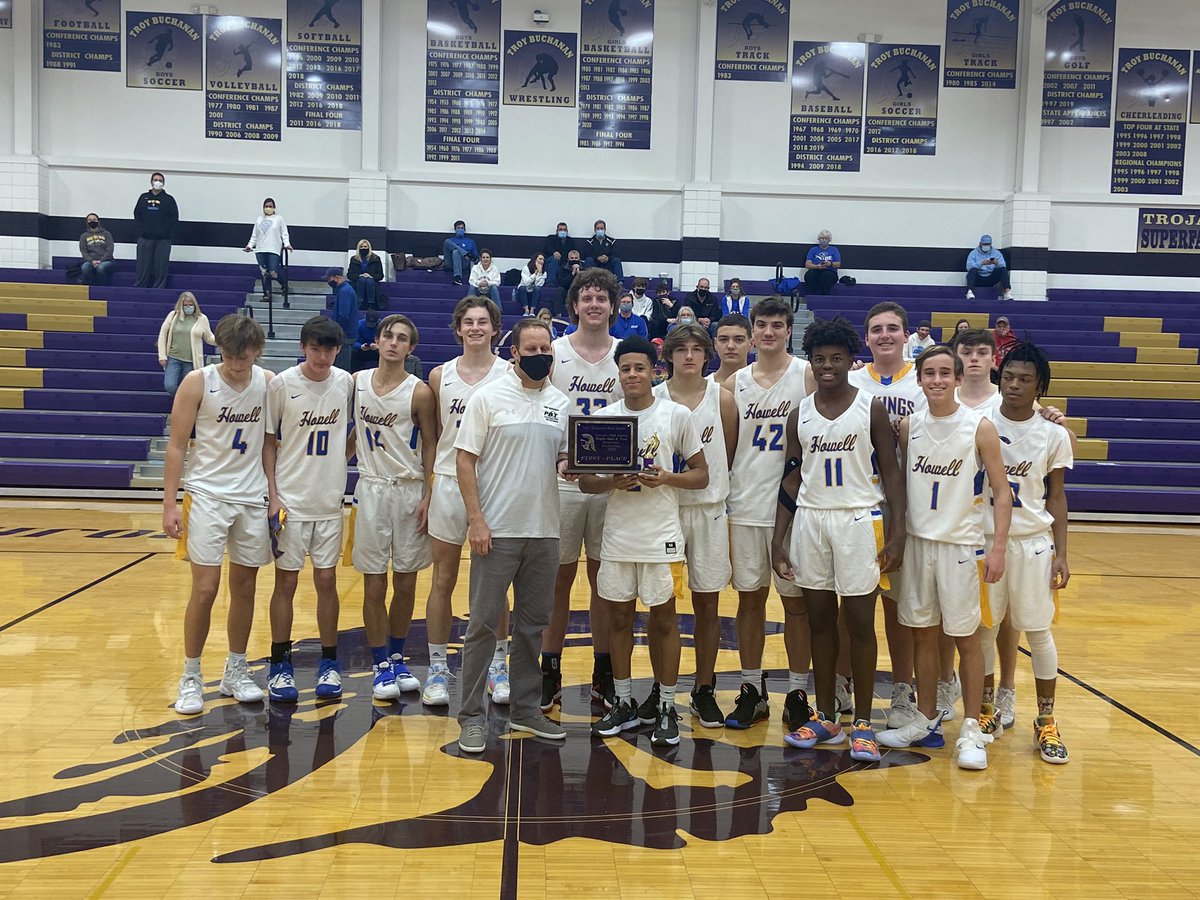 FHHSVikingHoops's tweet photo. Back to back Champions. Howell comes from behind to win 70-65. Hard fought game by both teams. @FHVikings 
@StDominicHS https://t.co/D092ByfPPl