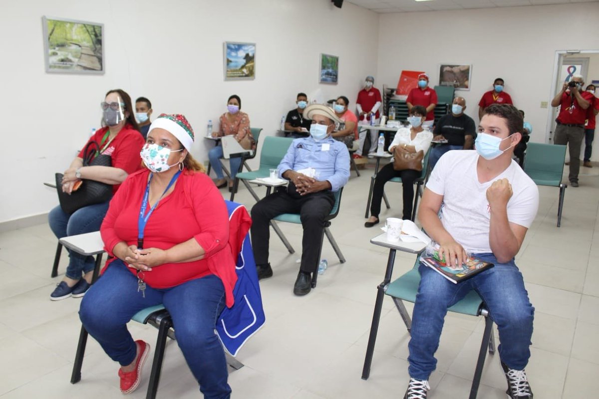 #Herrera | Llevamos a cabo jornada de pruebas para la detección de VIH. Las pruebas son rápidas, seguras y confidenciales. Visita tu centro de salud más cercano para hacerte la tuya. #MinsaPreviene