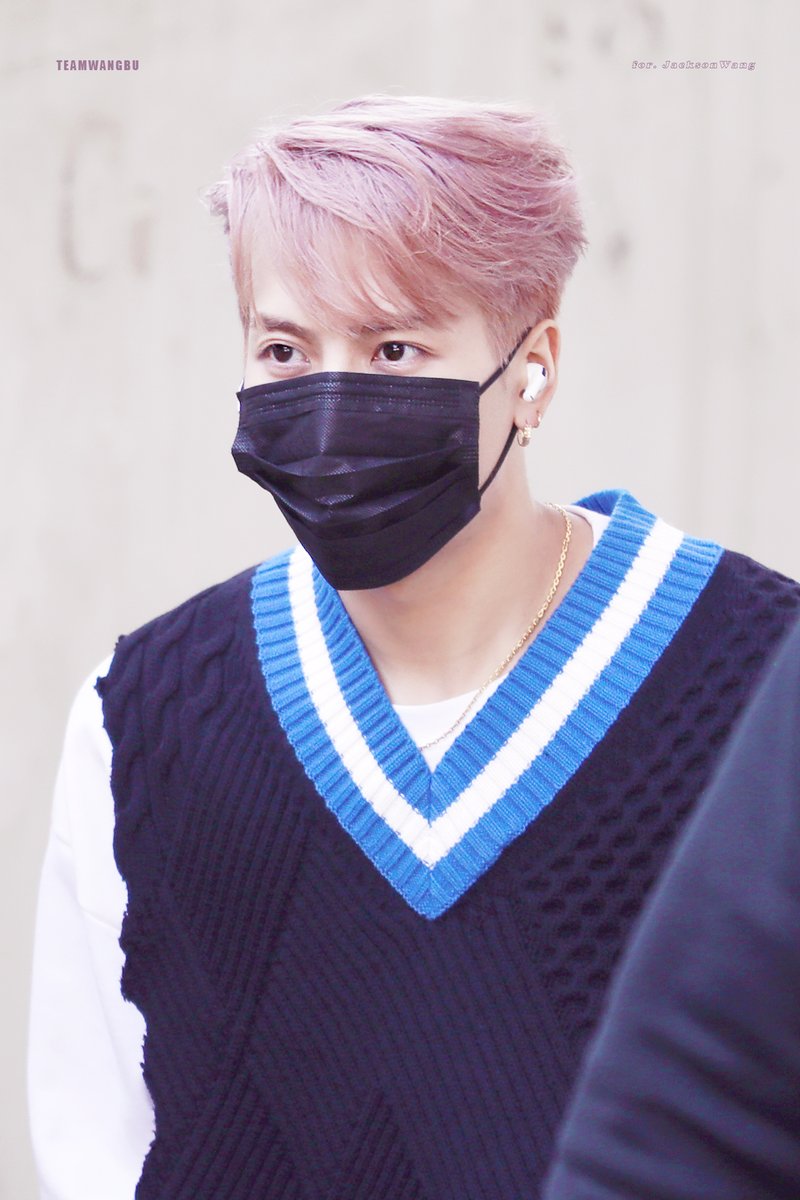 teamwangbu's tweet photo. [HQ] 201204 잭슨
#잭슨 #王嘉尔 #JacksonWang #GOT7 #갓세븐 @JacksonWang852 https://t.co/RrD0pce8y4