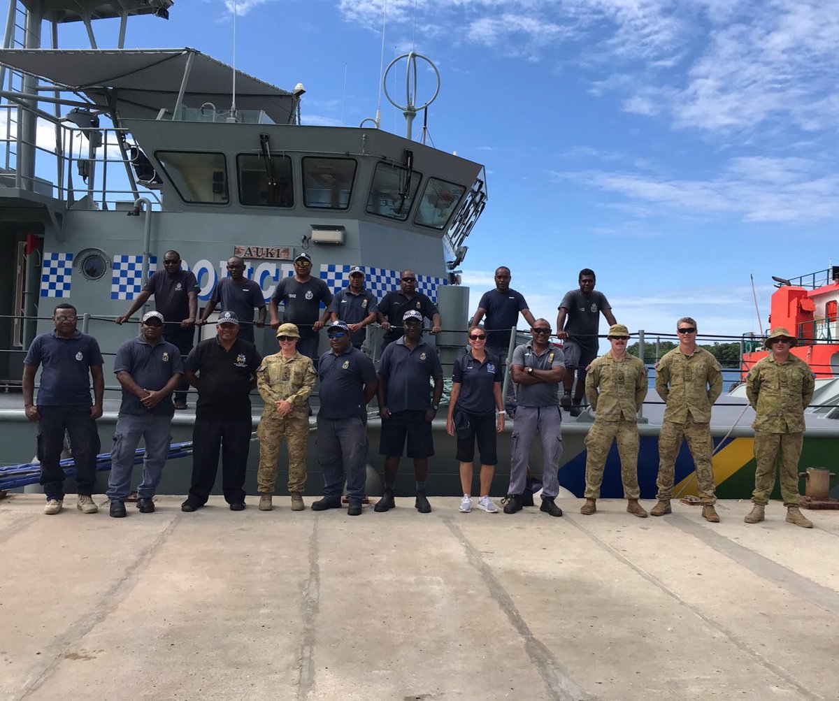 AusHCSols's tweet photo. Communications are everything. Members of the ADF’s Taskforce 637 have just spent a month in Solomon Islands repairing police radios, conducting training and looking at how radio communications for the police, health and disaster response can be improved. 🇸🇧🤝🇦🇺 https://t.co/UQILuZpMU3