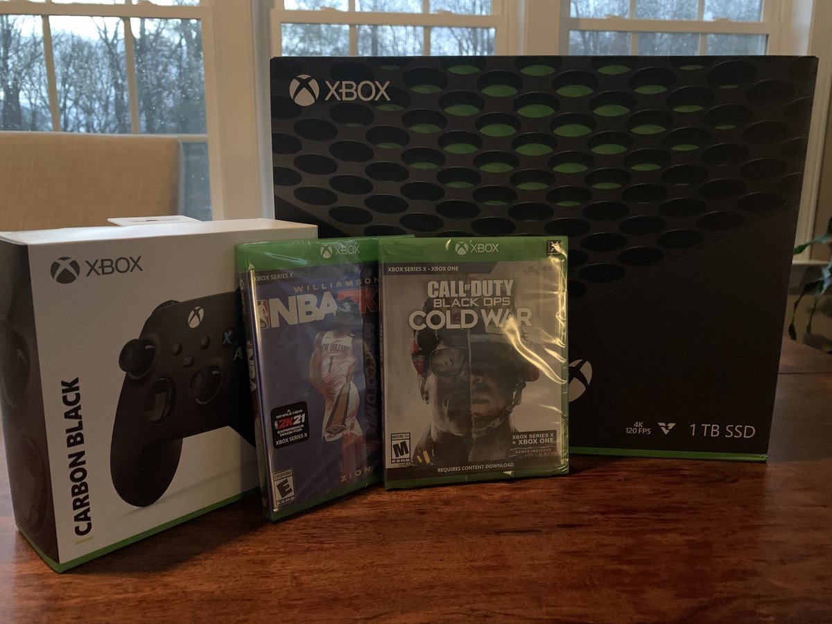 I'll give an XBox Series X or $650 cash out option to a random person who retweets this within the next 72 hours. Bundle includes 2 controllers, 2 games, $50 Digital code & 3 Month Game Pass (worth $850) To enter: - Retweet/Comment #FreeXBox - Follow me Good luck! 🍀