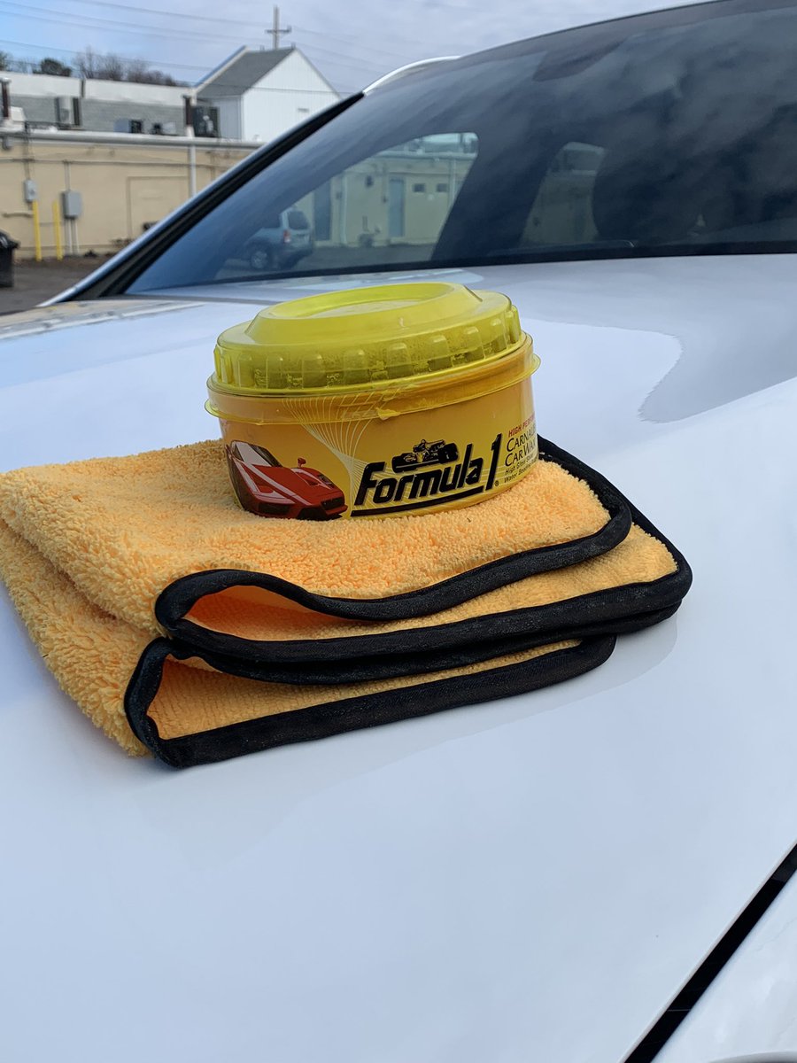 TUX_Detailing's tweet photo. - Washed
- Clay bar
- Buffed
- Coated with #formula1 Wax 💎

It’s that time of year.... soon the roads will be covered in salt‼️
#TUXdetailing  #STL  #explorepage #youtube #liquidcarwraps #detailshop #motivation
#mobliedetailing #Detailingaddicts   #autodetailing  #windowtints https://t.co/FzeVf5jDvw