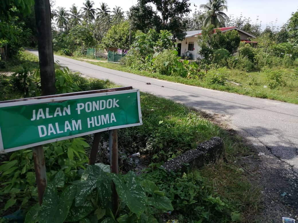 JapenKelantan's tweet photo. Info On Wheels (IOW) Jabatan Penerangan Negeri Kelantan

📍Pasir Puteh @PMRPasirPuteh

PARLIMEN P.28 Pasir Puteh
DUN N.32 Gaal

05 Disember 2020 (Sabtu)
10:00 pagi
Kg. Dalam Huma &amp; Bukit Awang

#KomunikasiKita #bergheh
@azahar10920255 https://t.co/vAEpoOkPyM