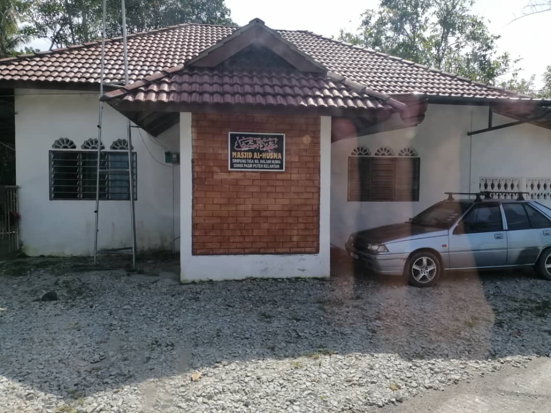 JapenKelantan's tweet photo. Info On Wheels (IOW) Jabatan Penerangan Negeri Kelantan

📍Pasir Puteh @PMRPasirPuteh

PARLIMEN P.28 Pasir Puteh
DUN N.32 Gaal

05 Disember 2020 (Sabtu)
10:00 pagi
Kg. Dalam Huma &amp; Bukit Awang

#KomunikasiKita #bergheh
@azahar10920255 https://t.co/vAEpoOkPyM