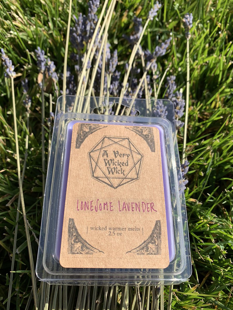averywickedwick's tweet photo. Added new scents to our Wicked Warmer Melts Collection! These will make for the perfect stocking stuffer this Christmas! Shop link in bio! Thank you so much for your support!

#smallbusiness #waxmelts #soycandles #SupportSmallBusinesses #shopsmallthischristmas https://t.co/XfFHfYpoAF