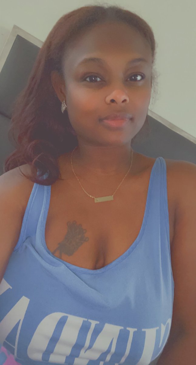 KristinaMTKB's tweet photo. Up can’t sleep watching the crypto market like a hawk 📈📊❤️💰... Y’all better get in now or miss this wave.🙌🏾 https://t.co/8w0eYF78Ia