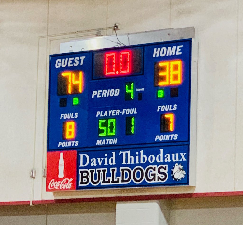 BoysVphs's tweet photo. Final: VPHS 74 David thibodaux 38 https://t.co/iHg0sjQgut