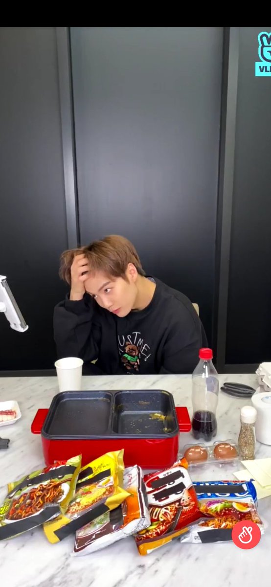 he flipped his hair. i lost it.