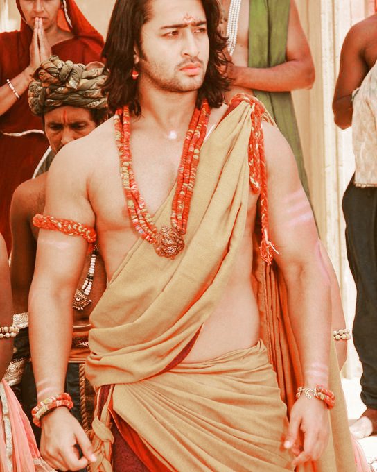 ARJUN~ He was a brilliant student and a skilled archer. He was an ordinary human being but one thing that made him extra ordinary was that he was good at heart . He was very humble and sincere. He was willing to accept his flaws and learn from them.++  #ShaheerSheikh