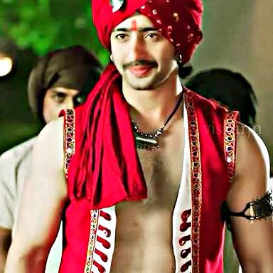 SALIM~ Shah's dream role. He was boy separated from his family coz of small mistake. His relation with his father was ruined coz of this . He didn't had a smooth childhood. Her was brave and talented warrior. His step mother kept plotting against him++  #ShaheerSheikh