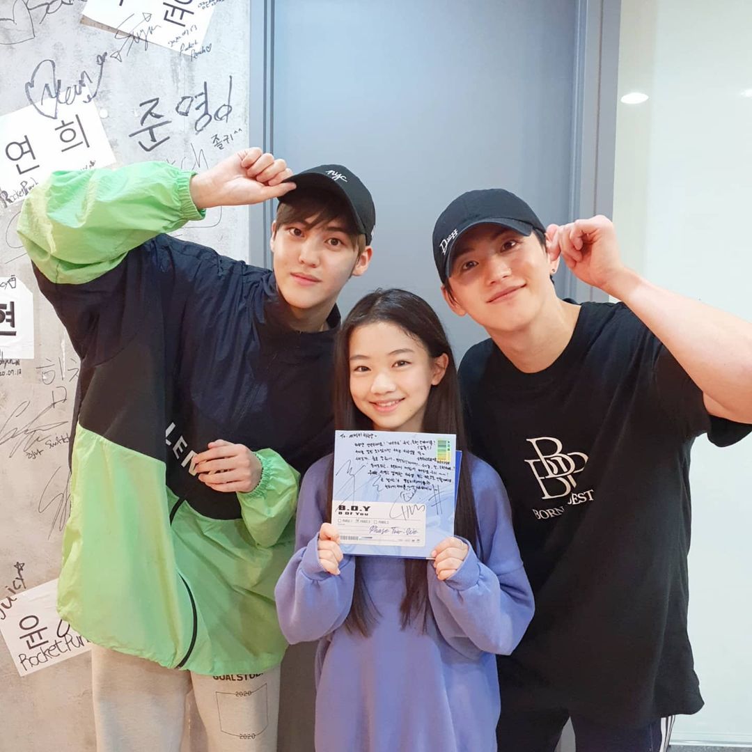 KOOKHEONTH's tweet photo. [📸] 

📅 201205 

awesomehaeun's ig

วันนี้น้องฮาอึนที่ได้แสดงเพลงของรุ่นพี่โบอาร่วมกับBOfYouในรายการ Immortal Song วันนี้ ได้โพสรูปและแท็กสองหนุ่ม พร้อมโปรโมตรายการวันนี้ด้วยค่ะ

🔗https://t.co/wwSOKVbSmw

-
#비오브유 #B_O_Y #BOfYou #Phase_Two #보고싶다 https://t.co/HwInQJvjJz