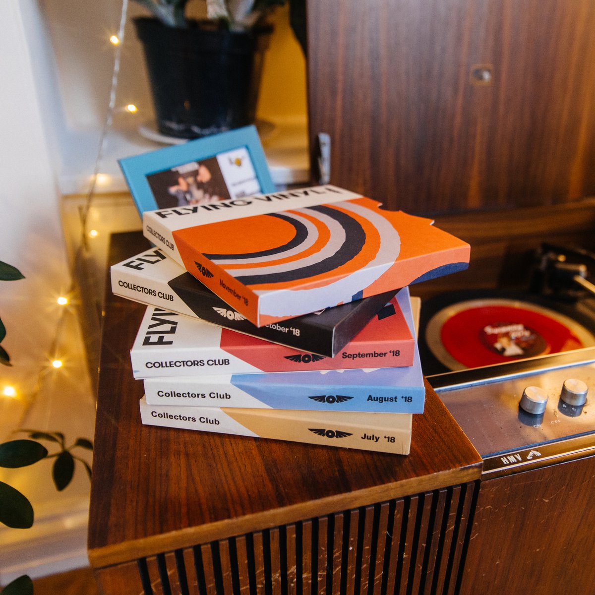 If, you're panic-buying Christmas presents this wknd we're doing gift subs! If you'd like to order one just email info@flyingvinyl.co.uk with the length of subscription you'd like to order, your PayPal email address and the delivery details and we can get that setup!