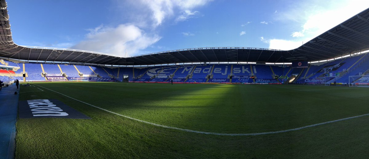 ReadingFC's tweet image. The Madejski is ready to welcome you back... 😍 

Come on URRZZZ!