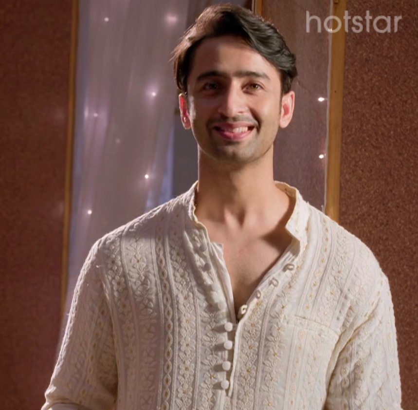 with Mishti’s sister Kuhu who has her own insecurities. Abir was a perfect man . He always stood for right. Running an ngo instead of joining his family business, supporting his wife in everything, motivating everyone to give life a second chance.  #ShaheerSheikh