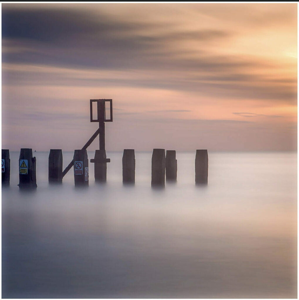 Day 258- Lowestoft Sunrise #pin #landscape #seascape #coast #coastal #coastline #lowestoft #lowestoftbeach #nationalgeographic #sunrise #dawn #sunrisephotography #suffolk instagr.am/p/CIaVgm0APru/