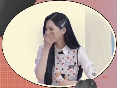 닝닝 : 내 인생영화는 타이타닉이에요 그 영화보고 제가 사랑을 믿었어요
지젤 :
윈터 : 
카리나 : 귀여워ㅜㅠ!