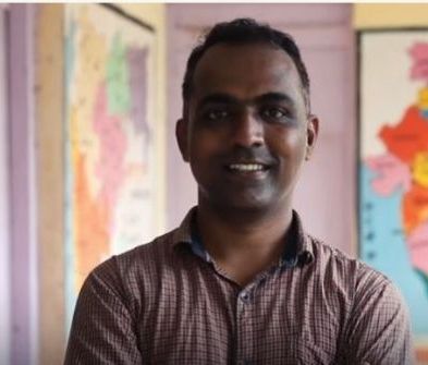 idreameducation's tweet image. Ranjit Singh Disale from Maharashtra with his out-of-the box innovative QR coded textbook and his efforts to promote girls&apos; education made him be the winner of the $1 million annual &apos;Global Teacher Prize 2020&apos;. Congrats!
#Teachers #DigitizedLearning #iDreamEducation