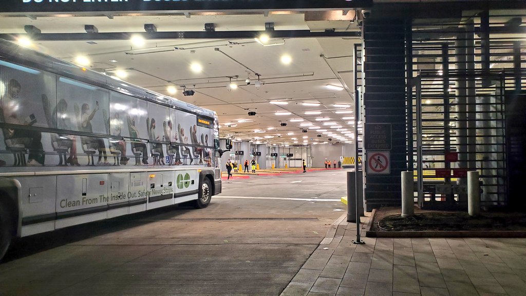 Revenue service has commenced at the new Union Station GO Bus Terminal.  #gotransit  @christofspieler  @yfreemark