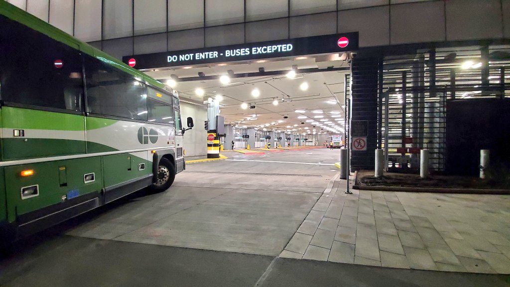 Revenue service has commenced at the new Union Station GO Bus Terminal.  #gotransit  @christofspieler  @yfreemark