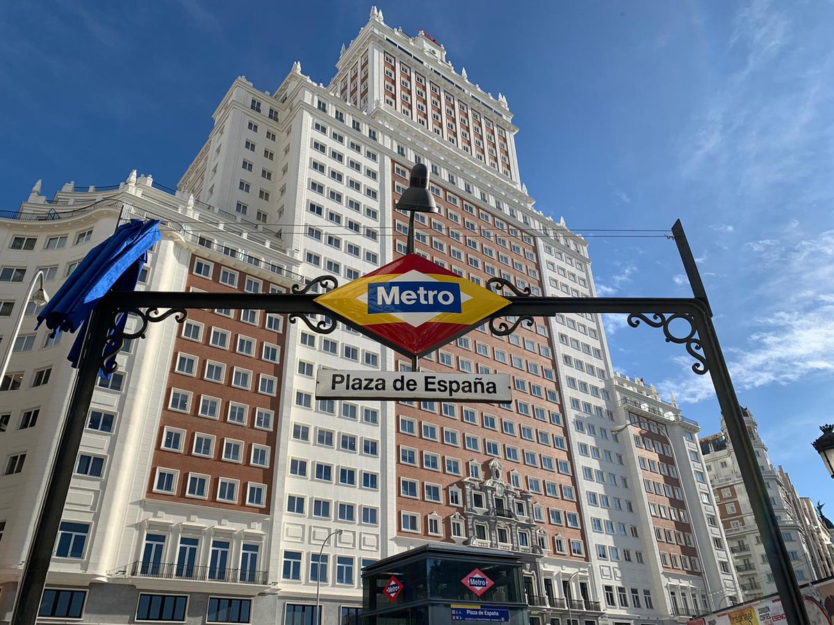 Metro de Madrid tweet media