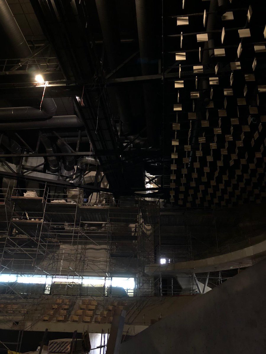 olivierrichefou's tweet photo. 👷‍♂️🚧Espace Mayenne : Visite de chantier pour faire le point avec les équipes techniques. Un magnifique outil au service de l’attractivité du département @lamayenne prêt au printemps 2021 ! @CDOS53 @MayenneCulture @CCIMayenne @LavalAgglo https://t.co/bijdizKaCO