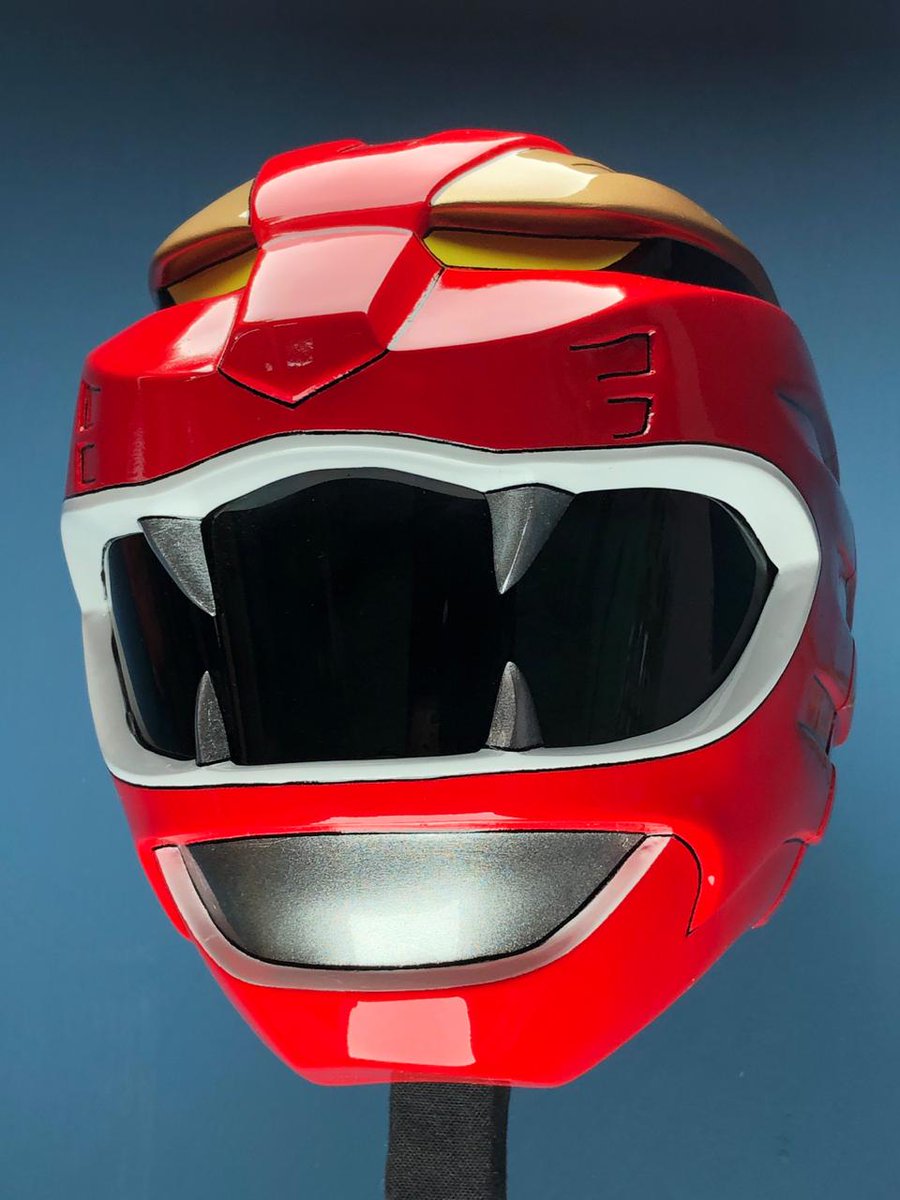 Taller Azlo ( https://www.facebook.com/tallerazlo&nbsp;)*Mexican prop maker for fiberglass and resin helmets as well as other props. And they ship worldwide. #PowerRangers